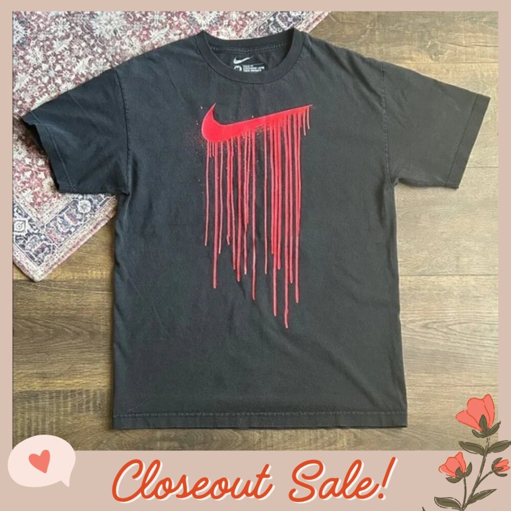 Men’s Nike t-shirt size medium